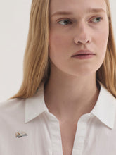 Load image into Gallery viewer, Nice Tings Flying books print cotton shirt White - CW CW 
