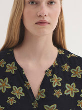 Load image into Gallery viewer, Nice Things  Star print blouse Navy - CW CW 
