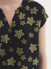 Load image into Gallery viewer, Nice Things  Star print blouse Navy - CW CW 
