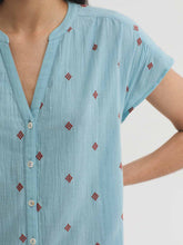 Load image into Gallery viewer, Nice things Diamond embroidery blouse Light Turquoise - CW CW 
