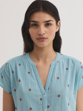 Load image into Gallery viewer, Nice things Diamond embroidery blouse Light Turquoise - CW CW 
