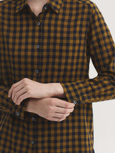 Load image into Gallery viewer, Nice Things Vichi gingham check shirt Mustard Navy
