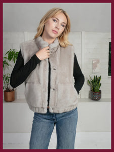Nooki Isla faux fur gilet Grey