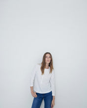 Load image into Gallery viewer, Yerse Button front cotton top White
