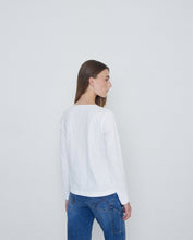 Load image into Gallery viewer, Yerse Button front cotton top White
