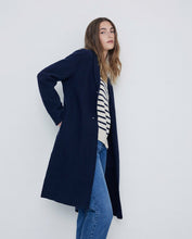 Load image into Gallery viewer, Yerse Boiled wool long line coat Navy
