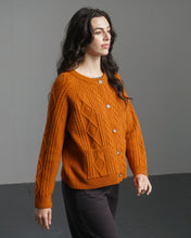 Load image into Gallery viewer, Bibico Derby cable merino wool cardigan Oxide
