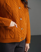 Load image into Gallery viewer, Bibico Derby cable merino wool cardigan Oxide
