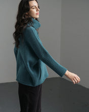 Load image into Gallery viewer, Biubico Adela merino lambswool roll neck Hunter
