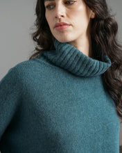 Load image into Gallery viewer, Biubico Adela merino lambswool roll neck Hunter
