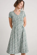 Load image into Gallery viewer, Seasalt Pier view jersey dress Daisy Nettle
