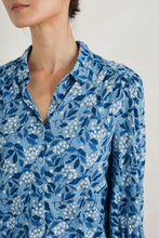 Load image into Gallery viewer, Seasalt 3/4 Embrace shirt Flower Meadow Blue Fog
