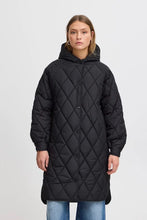 Load image into Gallery viewer, Ichi Hansa quilted hooded coat Black
