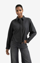 Load image into Gallery viewer, YAYA Batwing blouse with angled seams Oyster Black
