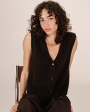 Load image into Gallery viewer, Grace &amp; Mila Santa mohair blend sleeveless cardigan Chocolate
