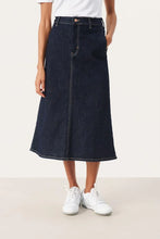 Load image into Gallery viewer, Part Two Frigge denim midi skirt Dark Denim
