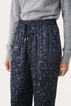 Load image into Gallery viewer, Part Two Maj printed trouser Dark Navy Leopard
