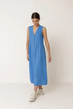 Load image into Gallery viewer, Indi &amp; Cold Reversible linen dress British Blue - CW CW 
