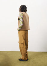 Load image into Gallery viewer, FRNCH Banel reversible toggle waistcoat Camel
