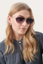 Load image into Gallery viewer, Part Two Elni sunglasses Gold
