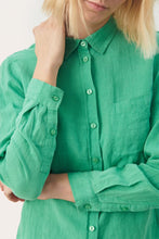 Load image into Gallery viewer, Part Two Kivas classic linen shirt Green Spruce
