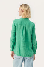 Load image into Gallery viewer, Part Two Kivas classic linen shirt Green Spruce
