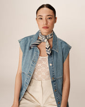 Load image into Gallery viewer, Grace &amp; Mila Parole neckerchief Bleu
