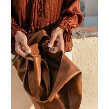 Load image into Gallery viewer, Biba STT1L Stockton leather shoulder slouch bag Tan

