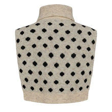 Load image into Gallery viewer, Numph Ollie knitted spot neck and chest warmer Sesame Melange Black
