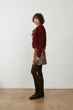 Load image into Gallery viewer, Orfeo Eirlys cardigan  print bow neck detail Burgundy

