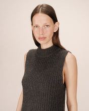 Load image into Gallery viewer, Grace &amp; Mila Sablon knitted tank Anthracite
