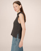 Load image into Gallery viewer, Grace &amp; Mila Sablon knitted tank Anthracite

