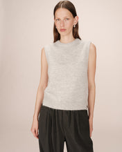 Load image into Gallery viewer, Grace &amp; Mila Say knitted tank Grey
