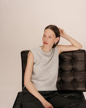 Load image into Gallery viewer, Grace &amp; Mila Say knitted tank Grey
