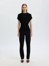 Load image into Gallery viewer, Selected Carly pleat fabric structured top Black
