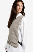 Load image into Gallery viewer, YAYA Ribbed side buckle tank Brownish Grey Melange
