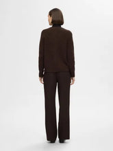 Load image into Gallery viewer, Selected Lulu short cardigan Coffee Bean
