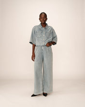 Load image into Gallery viewer, Gace &amp; Mila Pomona cropped denim shirt Sky Blue
