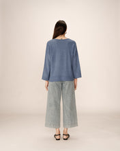 Load image into Gallery viewer, Grace &amp; Mila Paltrow V neck sweater Bleu
