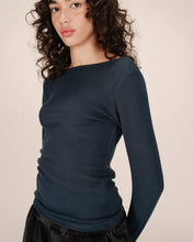 Load image into Gallery viewer, Grace &amp; Mila Stanley boat neck top Bleu Petrole
