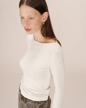 Load image into Gallery viewer, Grace &amp; Mila Stanley boat neck top Ivory
