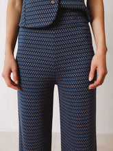 Load image into Gallery viewer, Indi &amp; Cold James knitted jacquard trouser Azul
