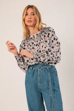 Load image into Gallery viewer, Indi &amp; Cold Hand smocked foral print shirt Night Blue
