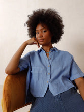 Load image into Gallery viewer, Indi &amp; Cold Feature oversized pocket linen shirt Glacial Blue
