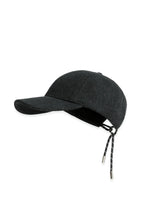 Load image into Gallery viewer, YAYA Wool cap with adjustable drawstring Hole Black
