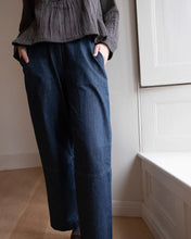 Load image into Gallery viewer, Bibico Margate relaxed seam detail jean Indigo Denim
