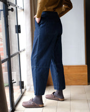 Load image into Gallery viewer, Bibico Margate relaxed trouser Mid Blue Denim
