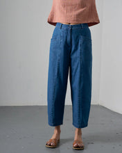 Load image into Gallery viewer, Bibico Lorren denim barrel trouser Indigo - CW CW 
