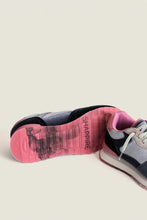 Load image into Gallery viewer, HOFF City trainer Sapphire
