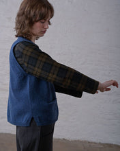 Load image into Gallery viewer, Bibico Freya merino wool vest Light Navy
